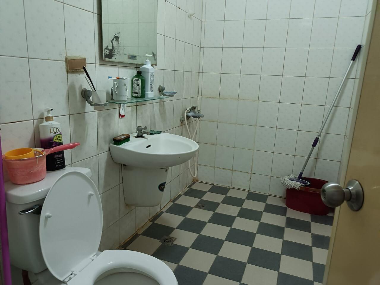 LINE_ALBUM_2023421_230421_12