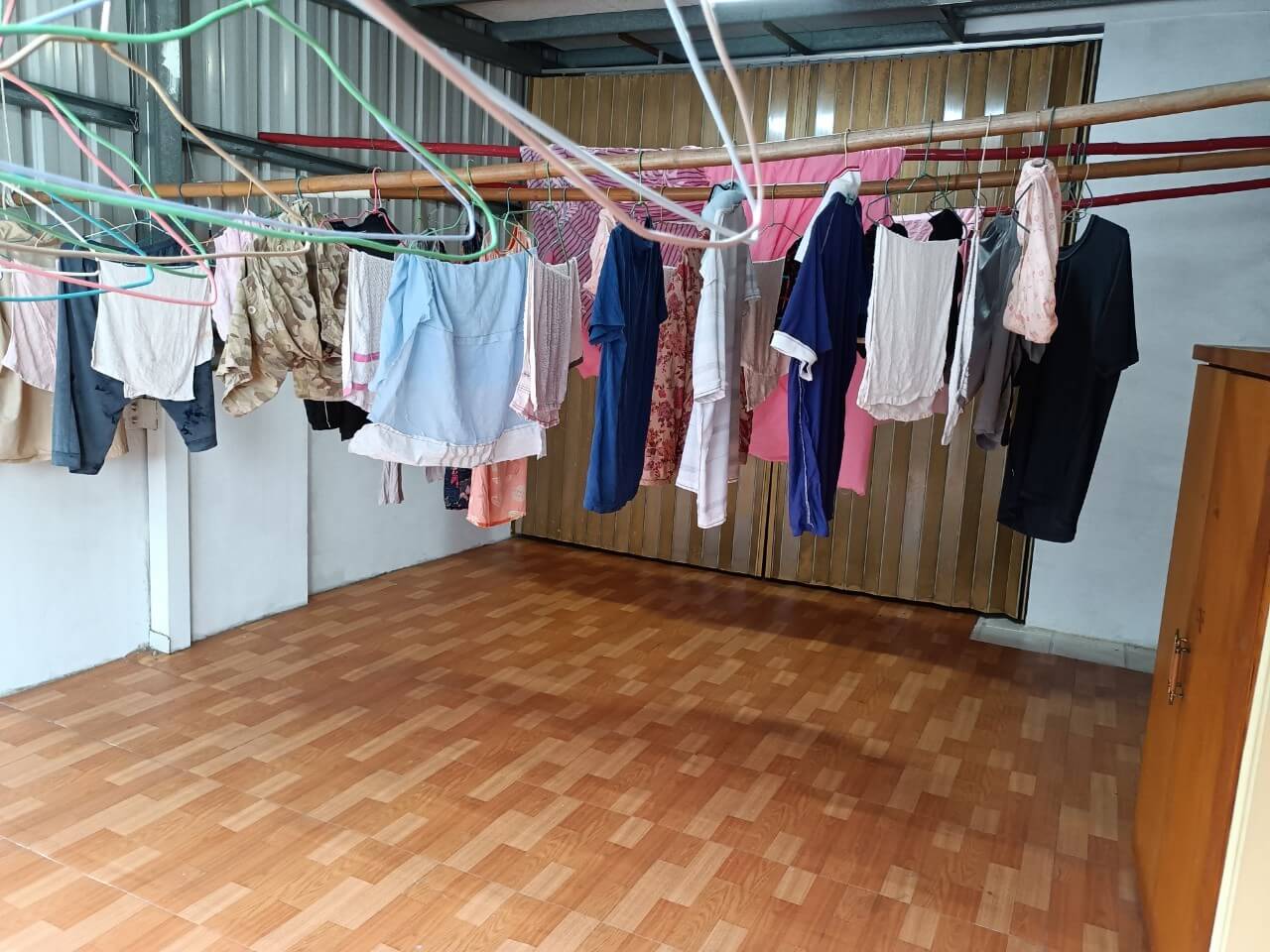 LINE_ALBUM_2023421_230421_17