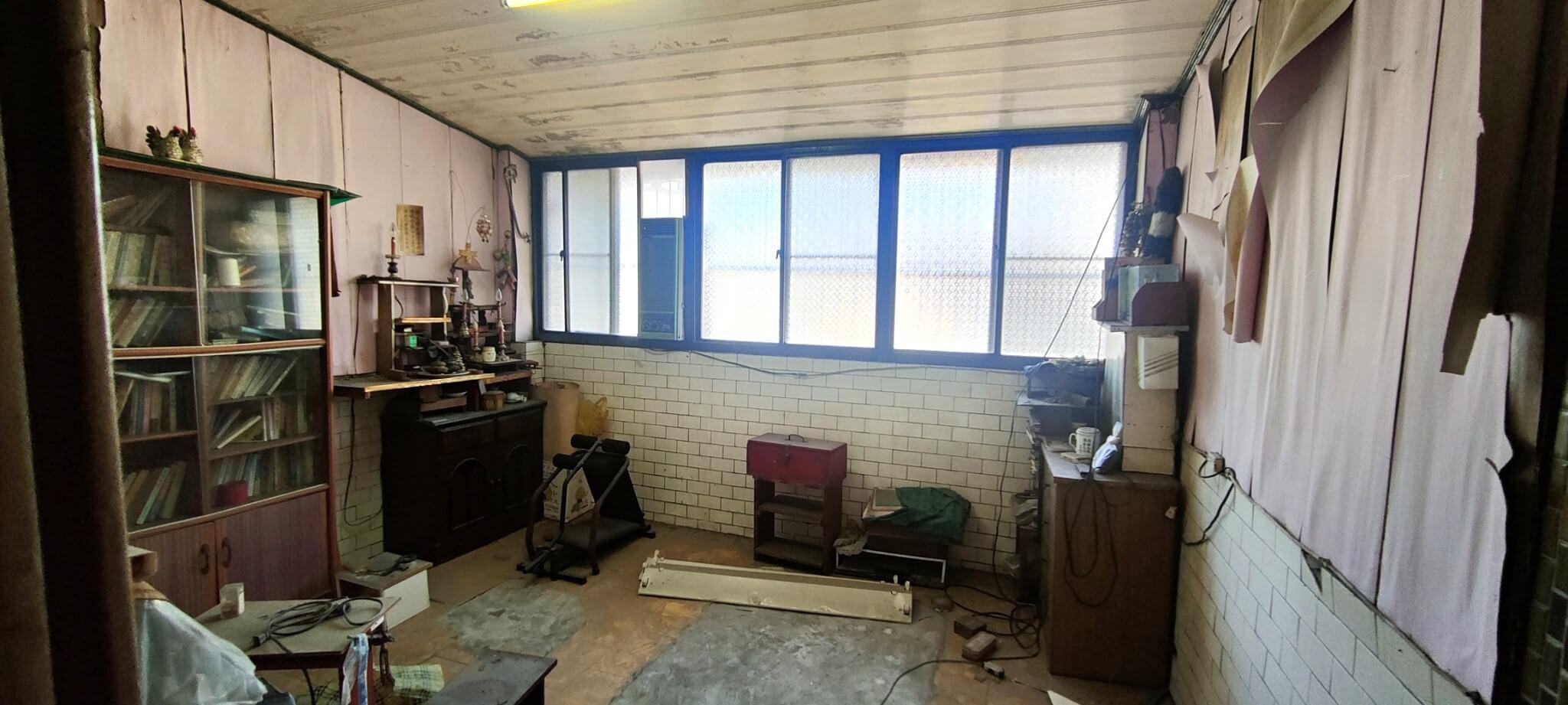 LINE_ALBUM_千禧超低價透天498萬_230427_17
