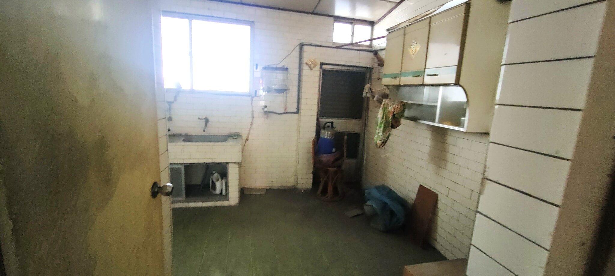LINE_ALBUM_千禧超低價透天498萬_230427_5