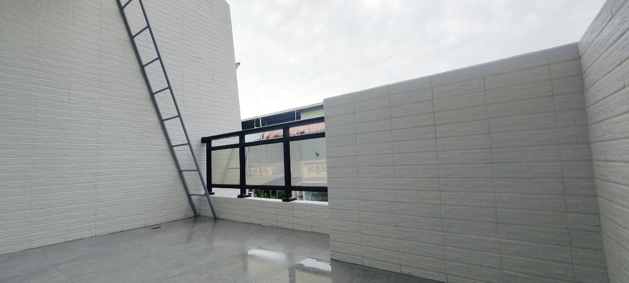 LINE_ALBUM_屏中車庫透天968萬_230821_11