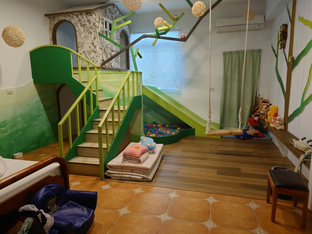 LINE_ALBUM_2024219恆春親子漂亮輕屋齡民宿3800萬_240220_4