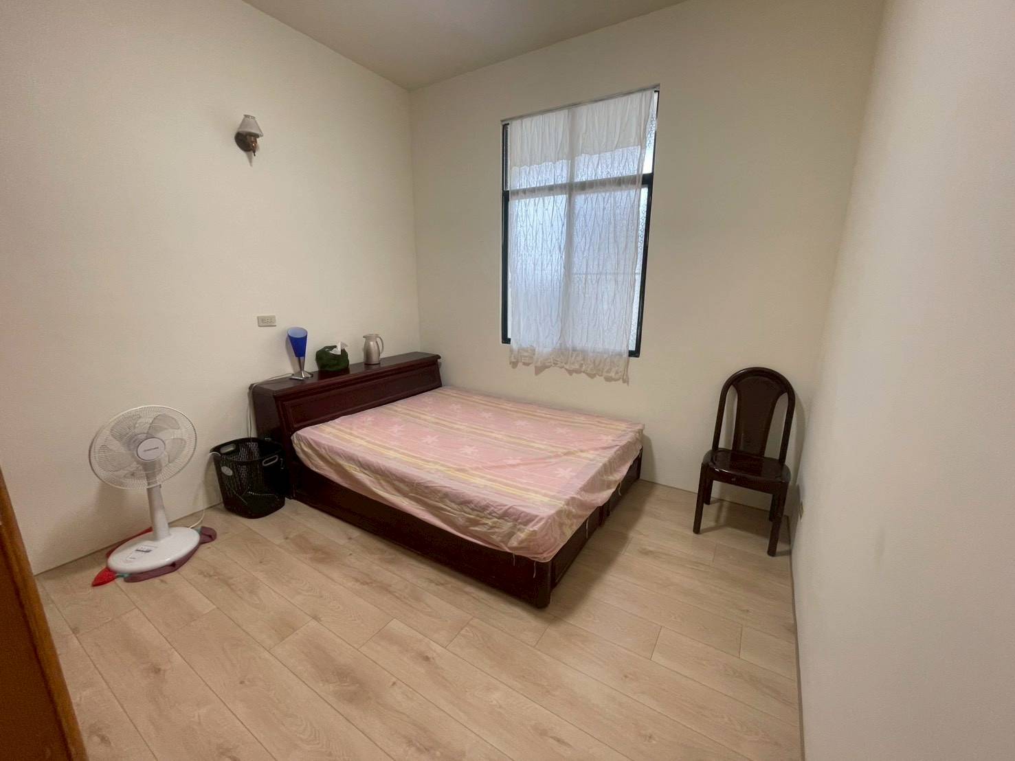 LINE_ALBUM_屏東榮總大地坪孝親活巷車庫透天_250709_11