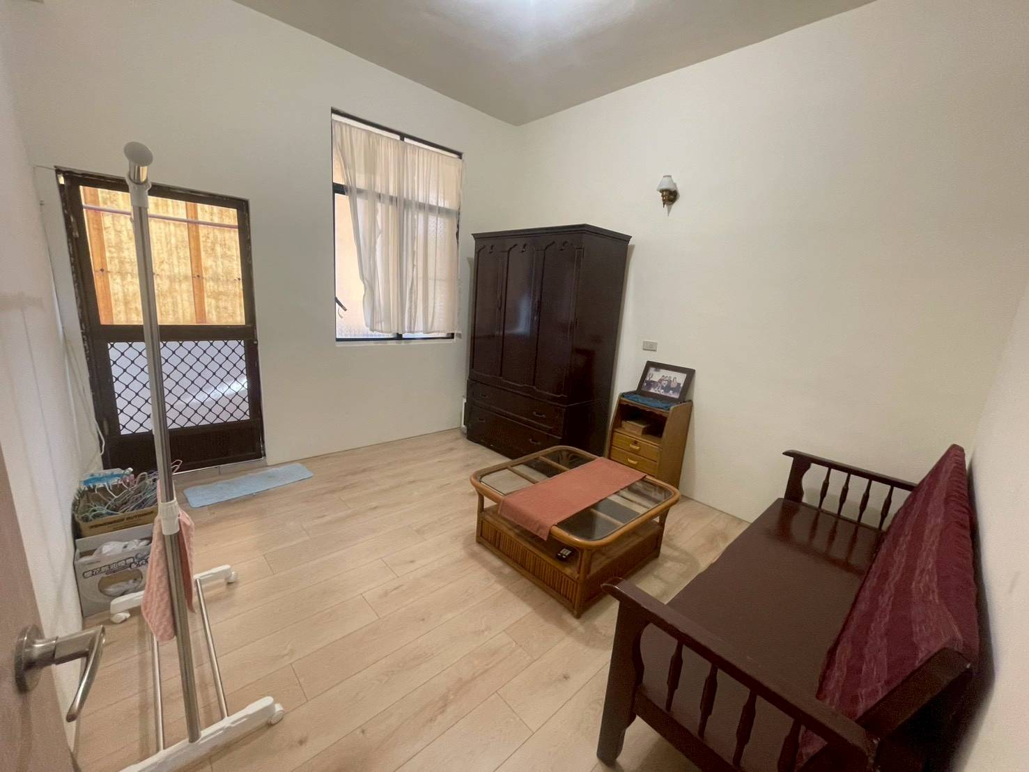 LINE_ALBUM_屏東榮總大地坪孝親活巷車庫透天_250709_12