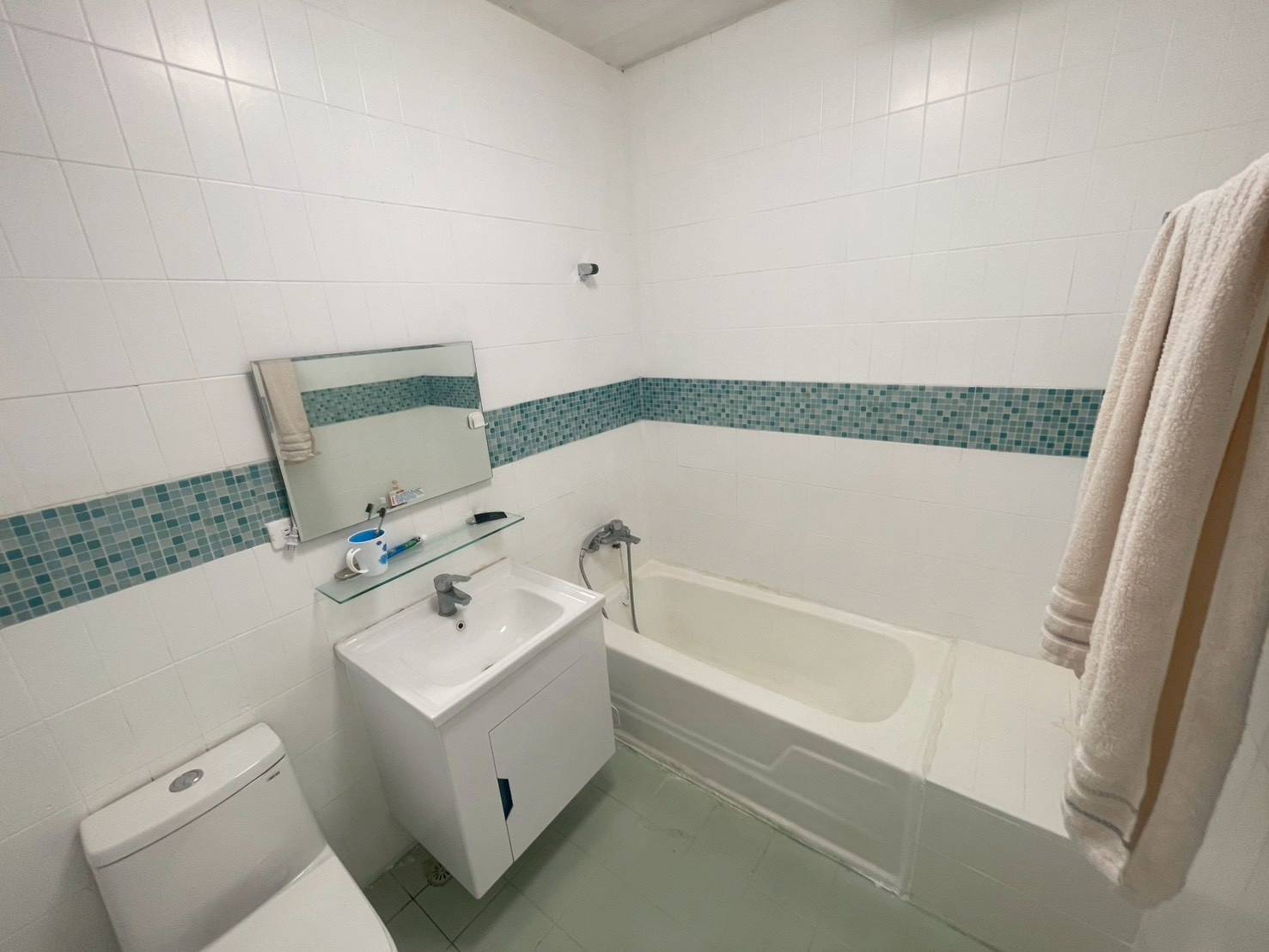 LINE_ALBUM_屏東榮總大地坪孝親活巷車庫透天_250709_13