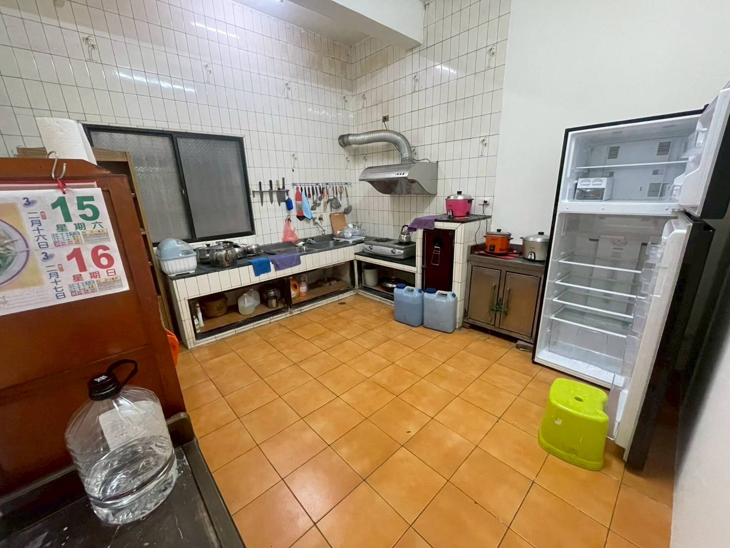 LINE_ALBUM_屏東榮總大地坪孝親活巷車庫透天_250709_6