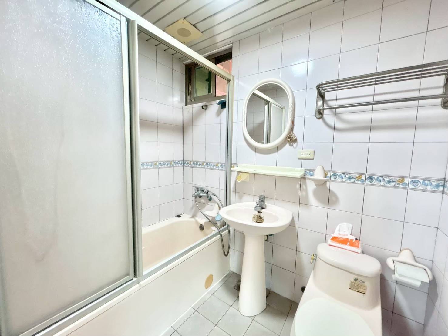 LINE_ALBUM_崇大新城高樓層大三房+平車 788萬_250709_10