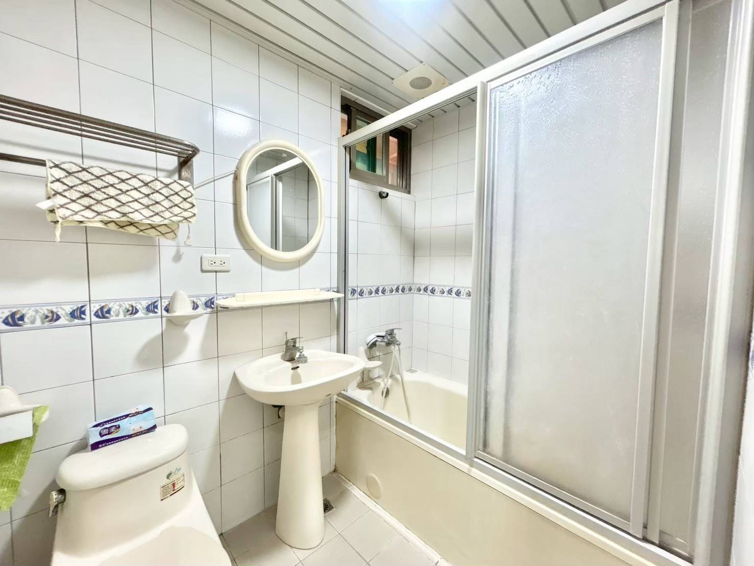 LINE_ALBUM_崇大新城高樓層大三房+平車 788萬_250709_12